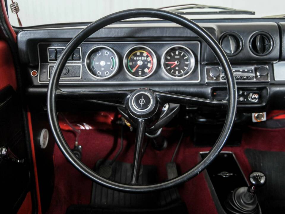Bild 8/50 von Opel Kadett 1,1 S (1968)