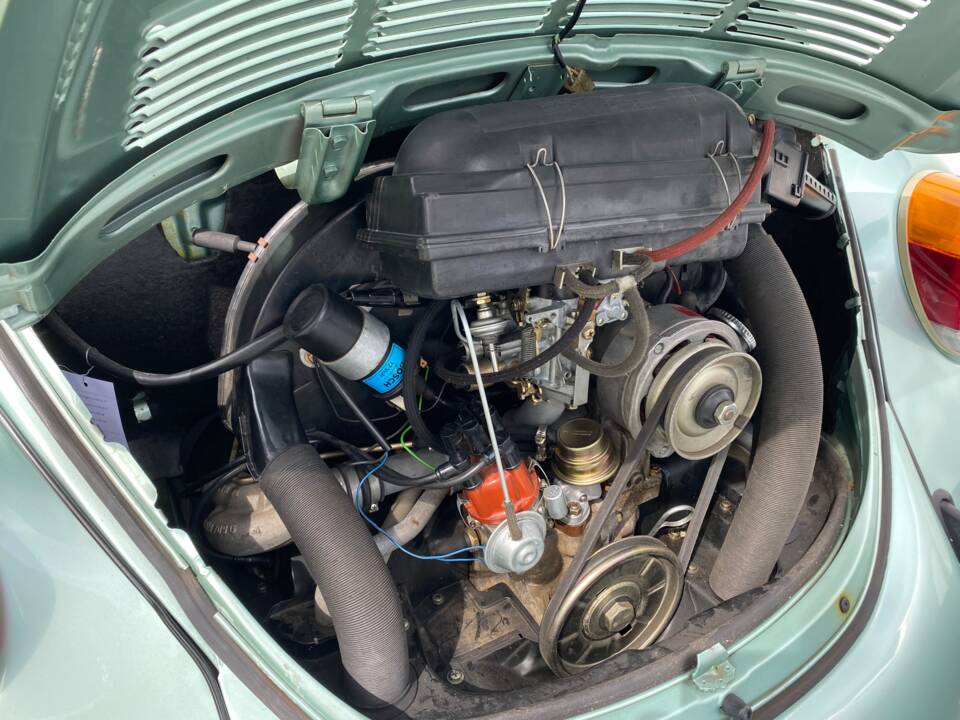 Image 71/96 of Volkswagen Beetle 1303 (1980)