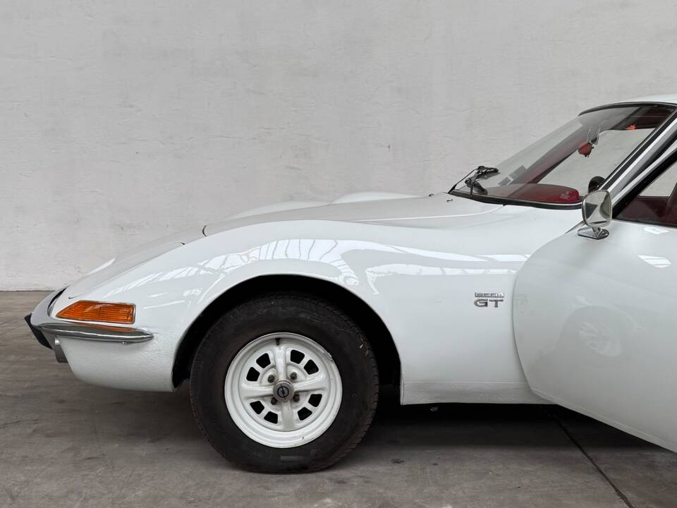 Image 9/159 of Opel GT 1900 (1970)