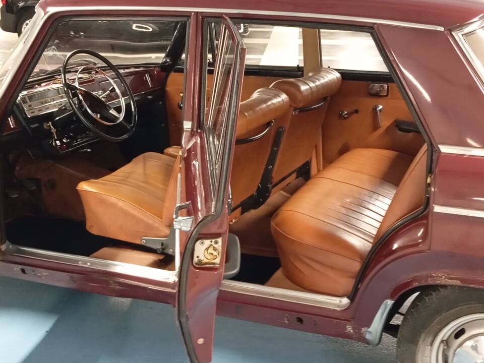 Image 27/50 of FIAT 1500 L (1965)