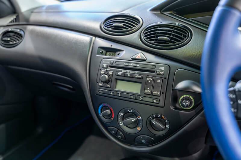 Image 23/50 de Ford Focus RS (2002)