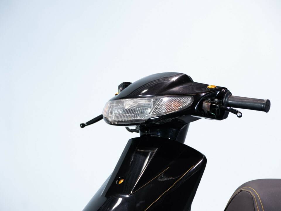 Bild 20/50 von Honda DIO ZX (1993)