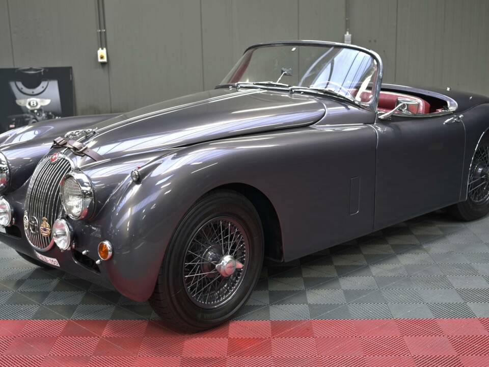 Image 2/46 of Jaguar XK 150 3.4 S OTS (1958)