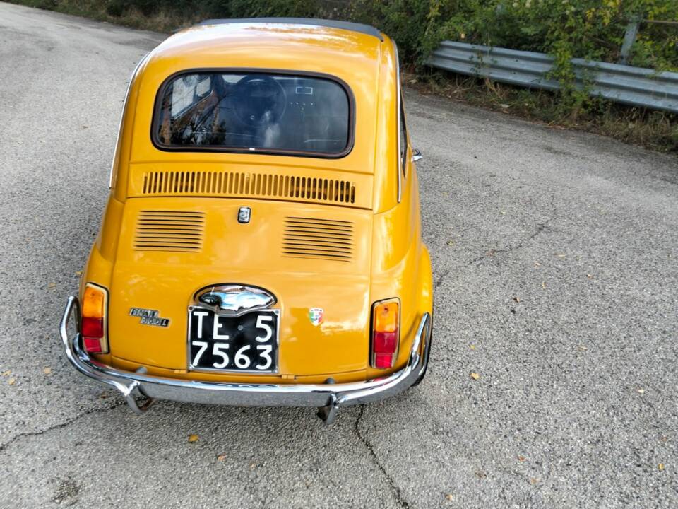Image 3/33 of FIAT 500 L (1970)