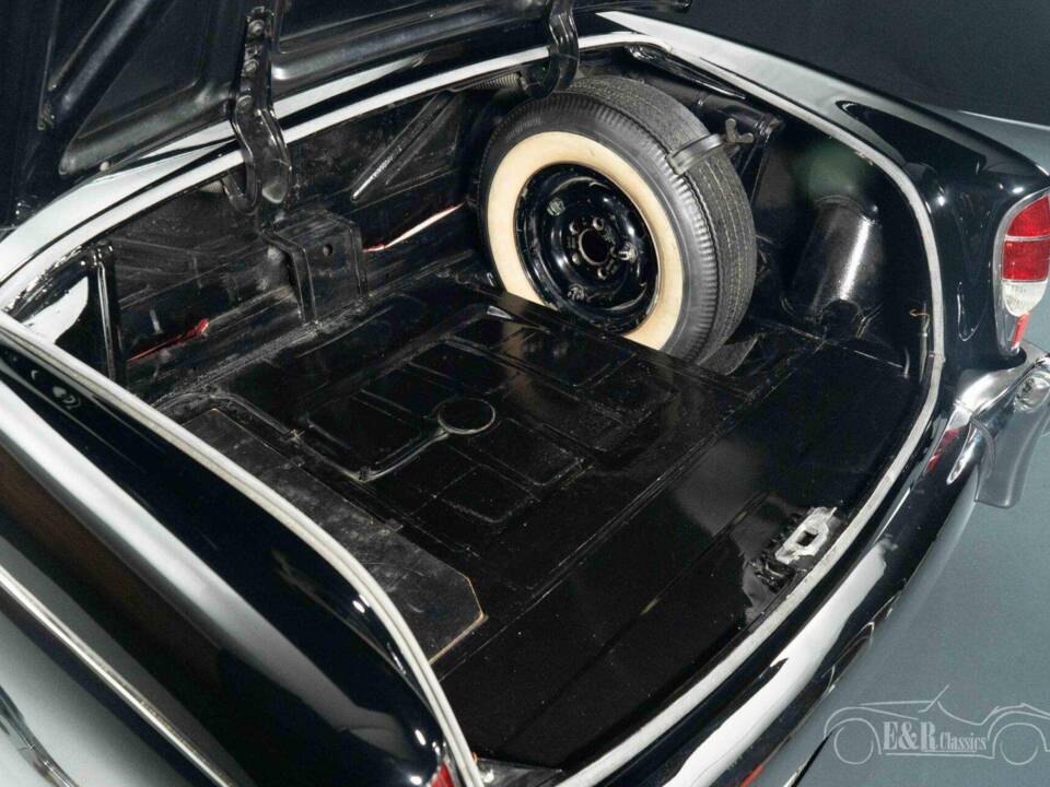 Bild 18/19 von Mercedes-Benz 220 S (1959)