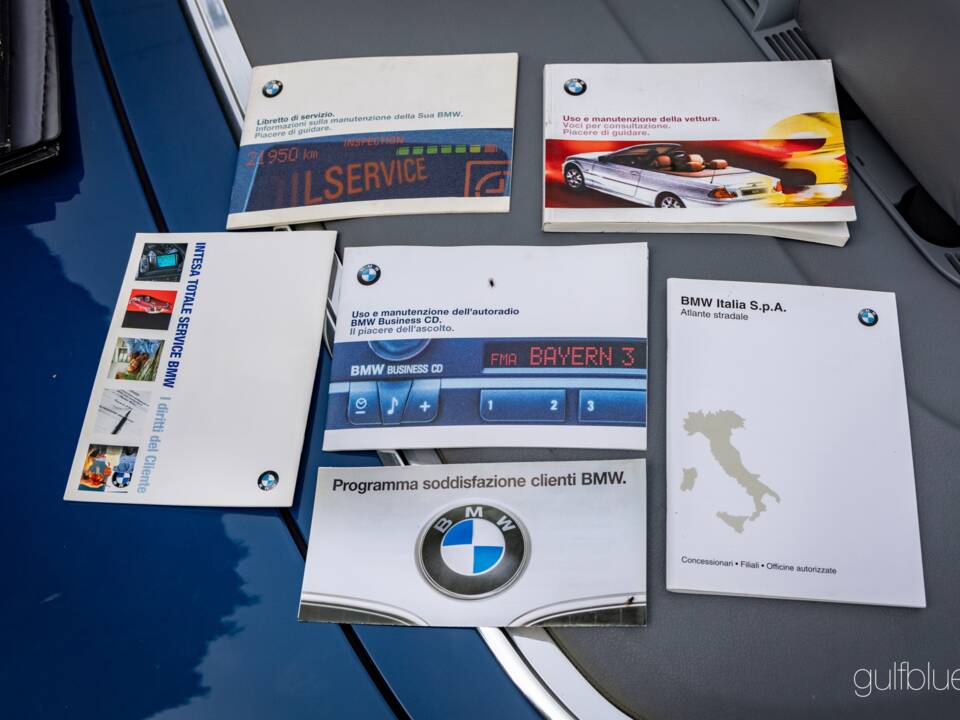 Image 51/56 of BMW 323Ci (2000)