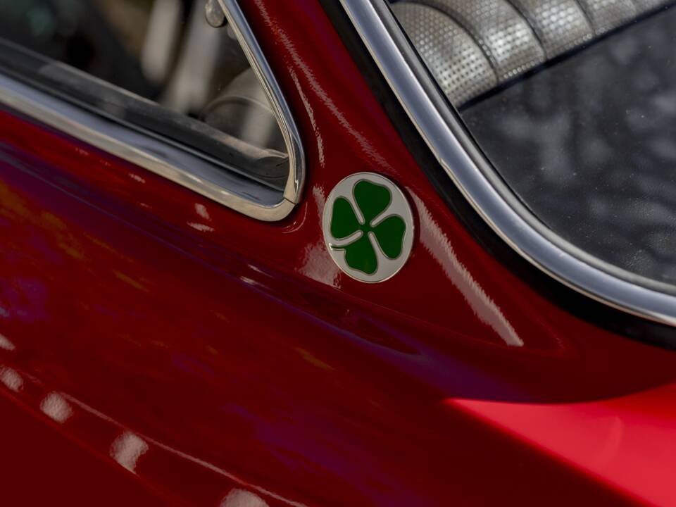 Image 15/50 of Alfa Romeo Giulia 1600 Sprint GT Veloce (1966)