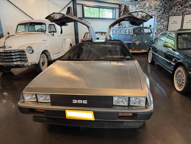 Immagine 9/19 di DeLorean DMC-12 (1981)