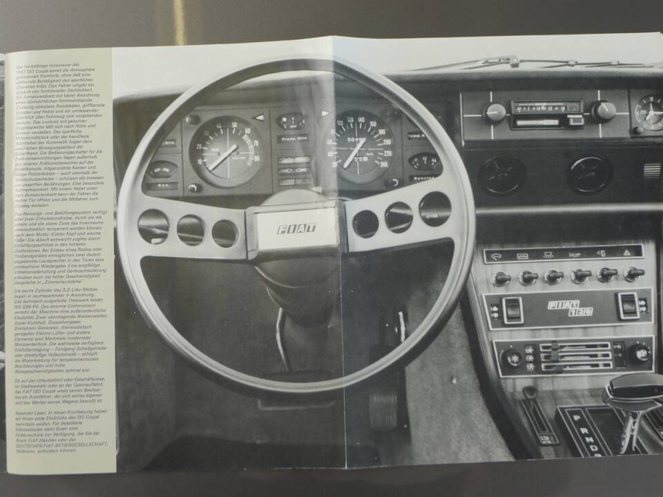 Image 21/44 of FIAT 130 Coupé (1972)