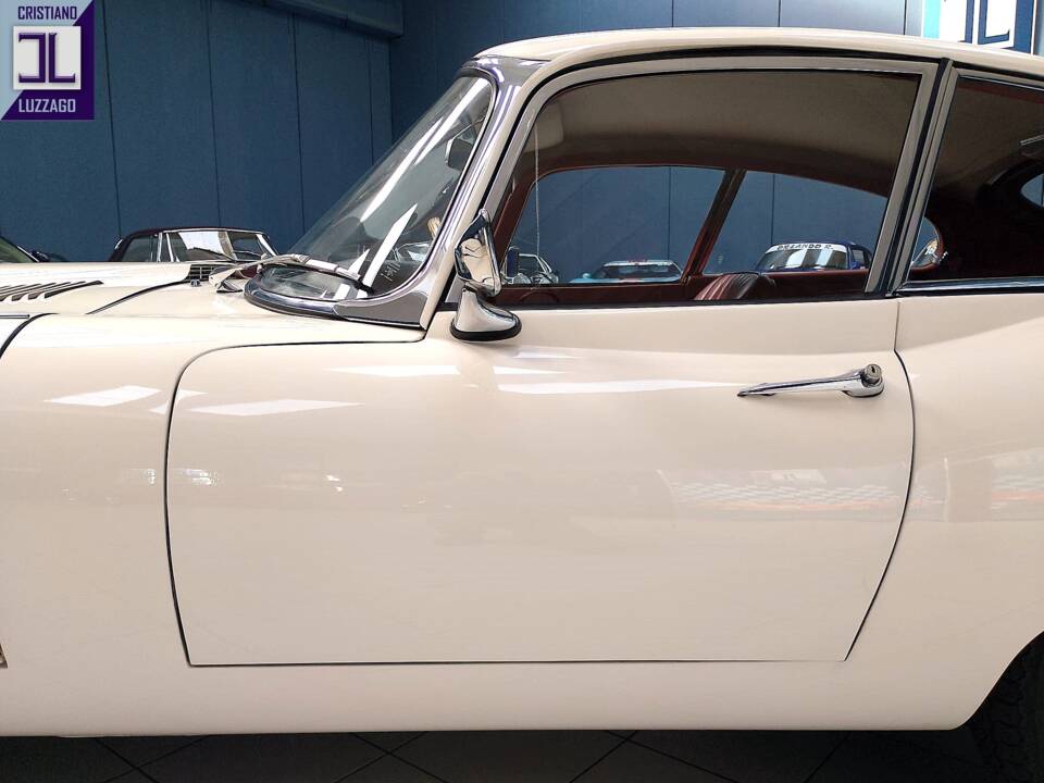 Bild 18/54 von Jaguar E-Type 4.2 (1967)
