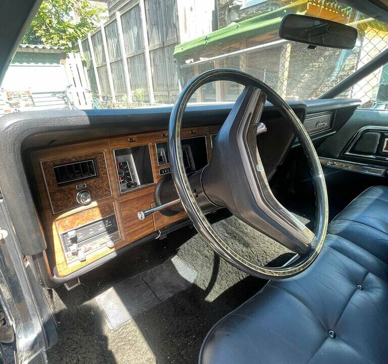 Obraz 2/8 pojazdu Lincoln Continental Mark IV (1975)