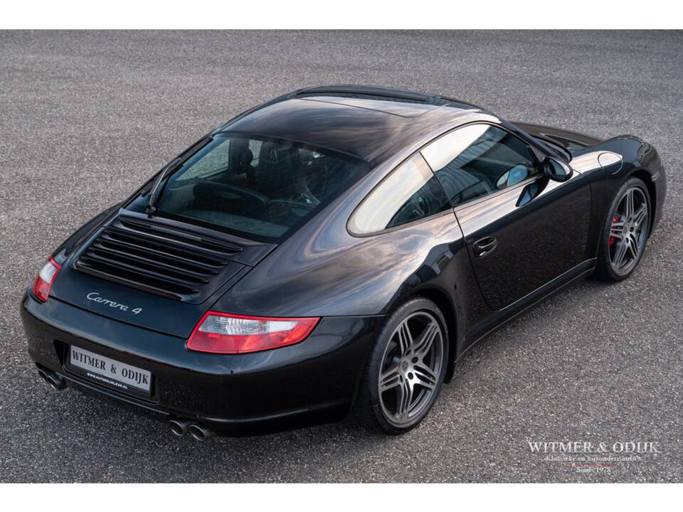 Bild 15/39 von Porsche 911 Carrera 4 (2006)