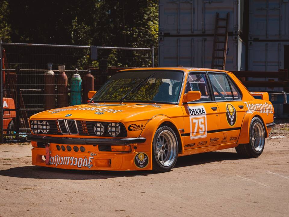 Bild 1/31 von BMW M5 (1987)
