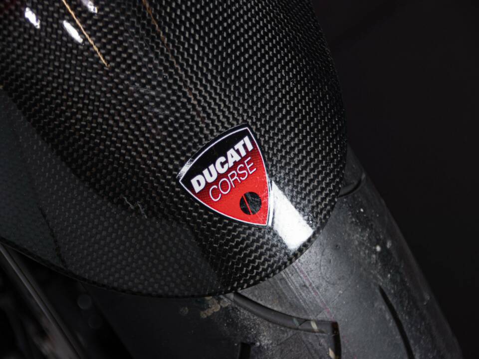 Imagen 21/50 de Ducati DUMMY (2007)