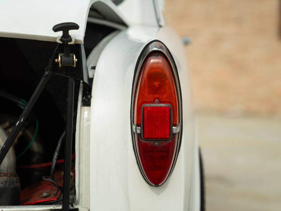 Image 14/50 of Abarth 695 SS (1966)