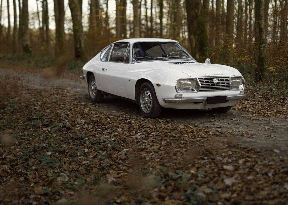 Image 1/8 de Lancia Fulvia Sport 1.3 S (Zagato) (1969)