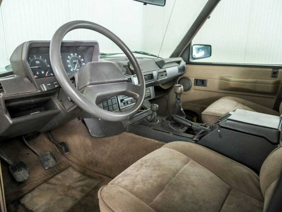 Bild 24/50 von Land Rover Range Rover Classic (1973)