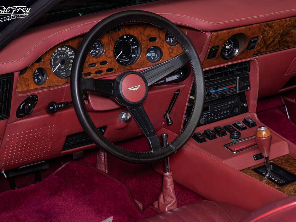 Imagen 6/9 de Aston Martin V8 Volante (1982)