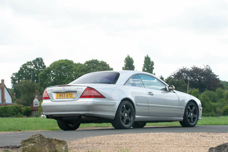 Imagen 20/50 de Mercedes-Benz CL 600 (2003)