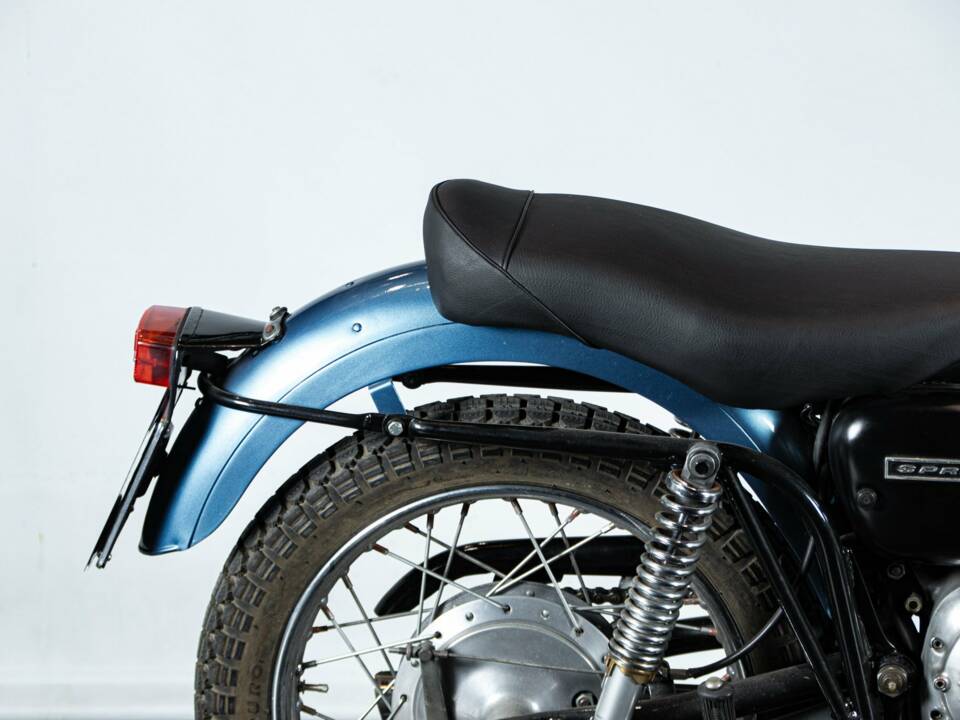 Bild 37/50 von Aermacchi Harley-Davidson DUMMY (1971)