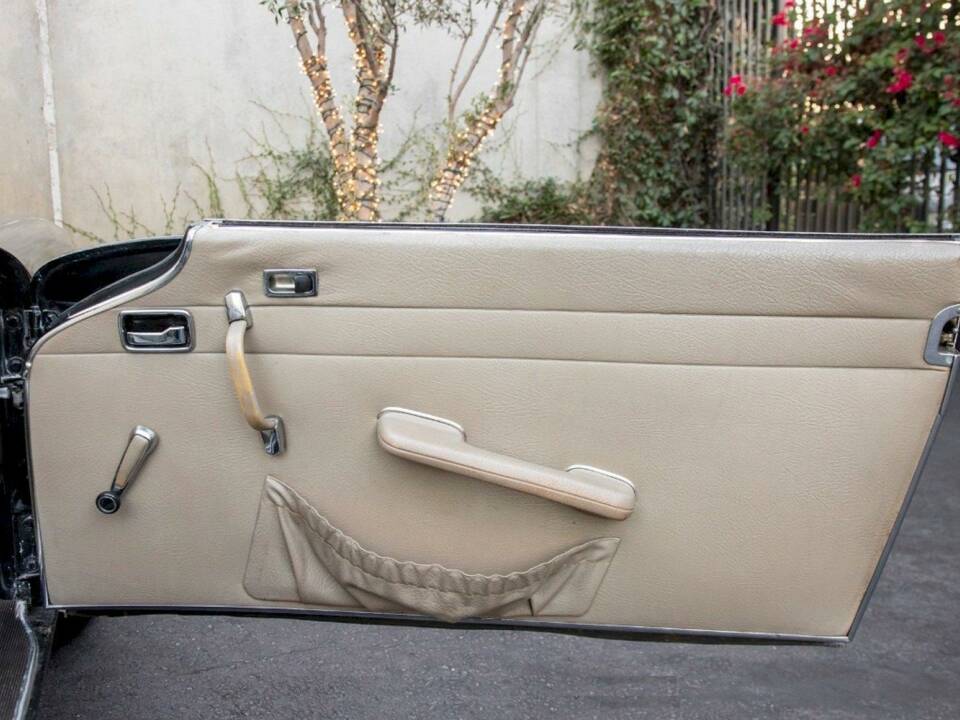 Bild 21/35 von Mercedes-Benz 280 SL (1970)