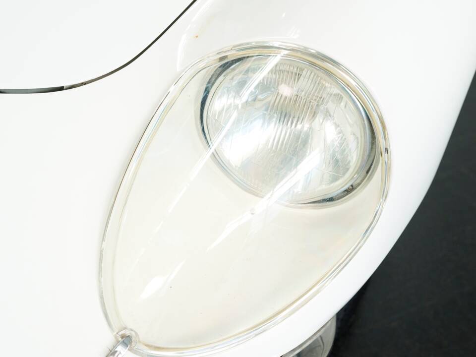 Image 16/50 of Alfa Romeo 1600 Spider Duetto (1966)