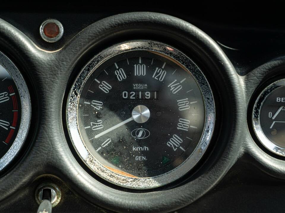 Image 38/47 of Innocenti Mini Cooper 1300 (1974)