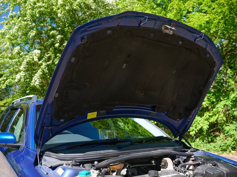 Image 38/50 of Volvo V 70 2.4 (2006)