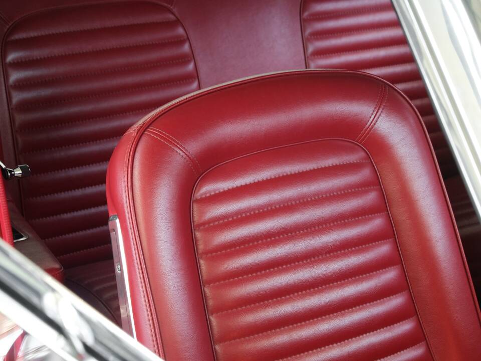 Image 31/50 of Ford Mustang 289 (1964)