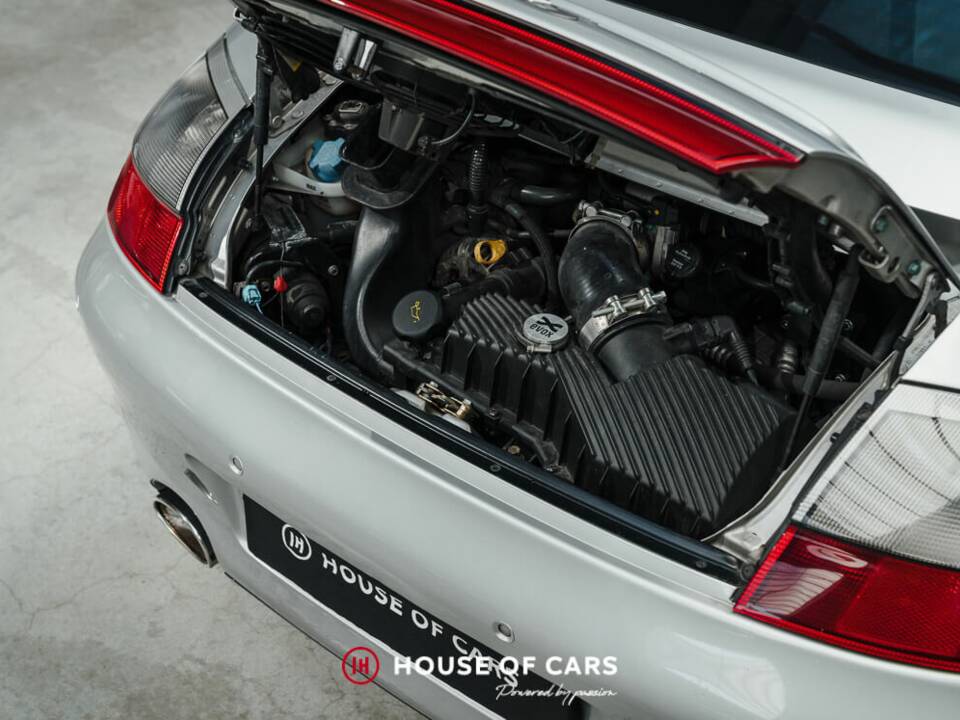 Bild 13/23 von Porsche 911 Carrera 4S (2002)