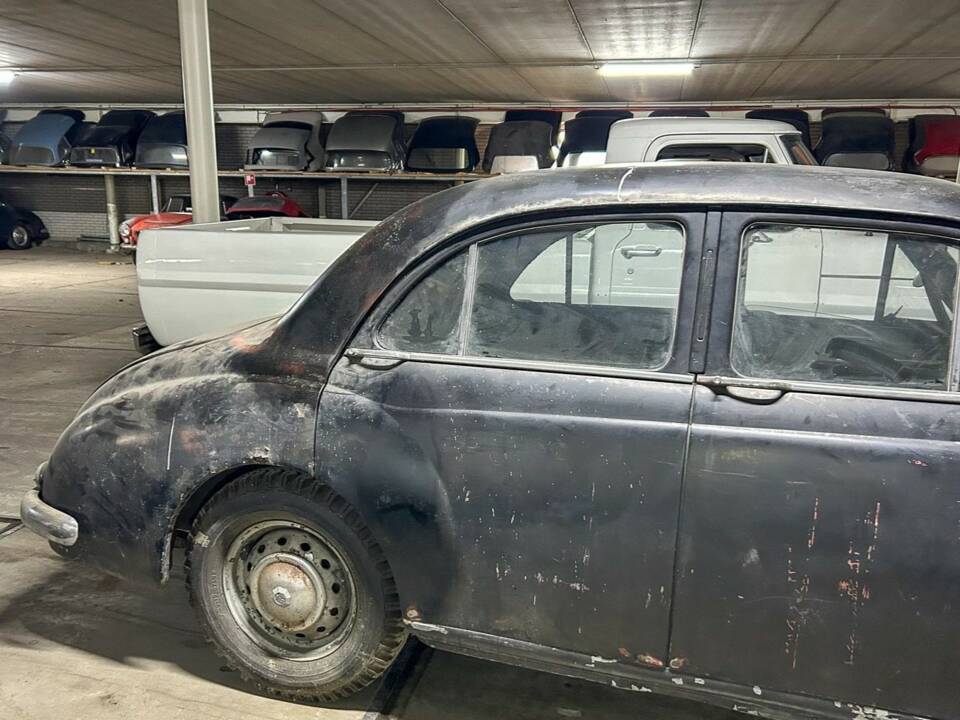 Immagine 35/42 di MG Magnette ZA (1955)