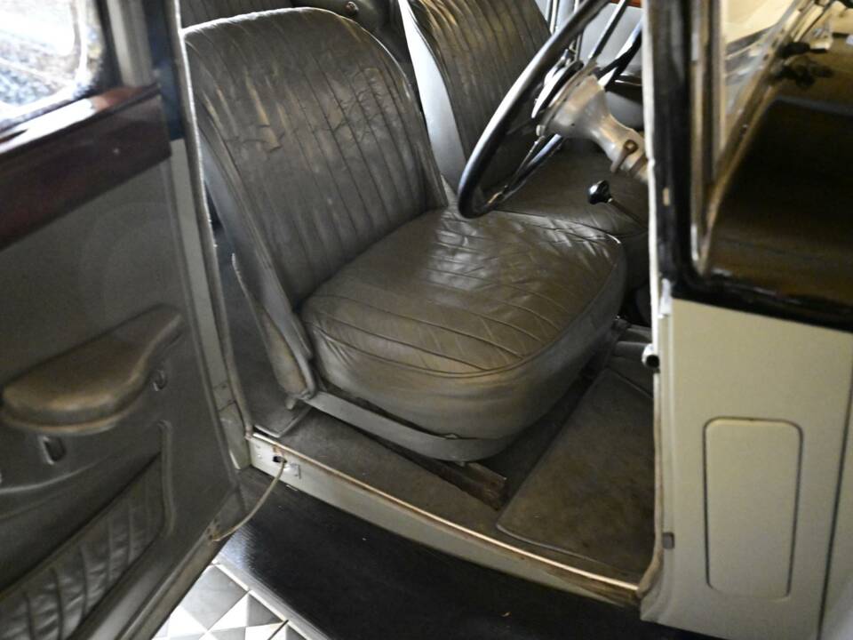 Bild 23/50 von Wolseley 18/80 Salon De Ville (1937)