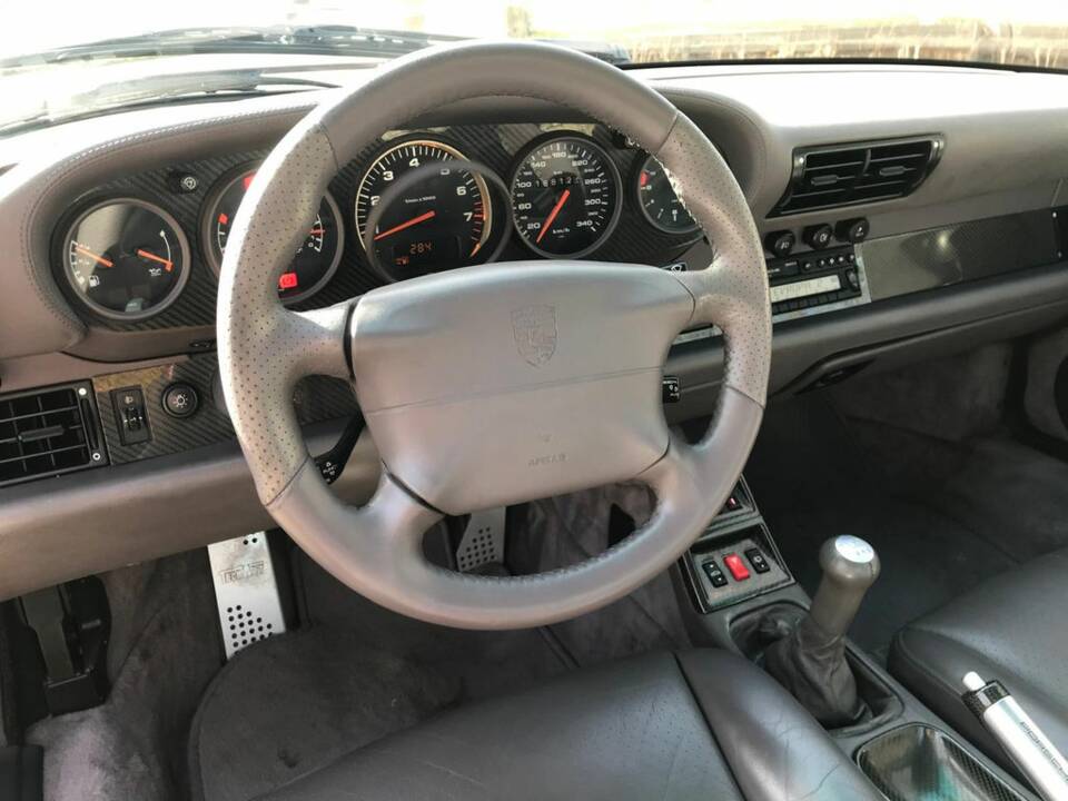 Bild 2/8 von Porsche 911 Turbo (1996)