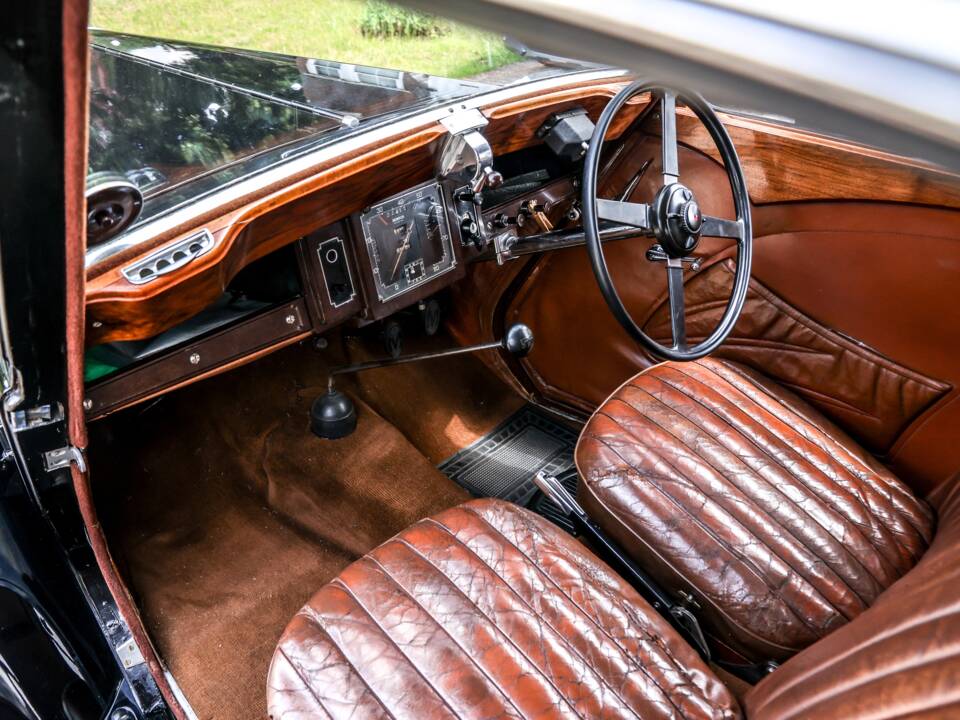 Image 31/33 of Morris 12&#x2F;4 (1935)