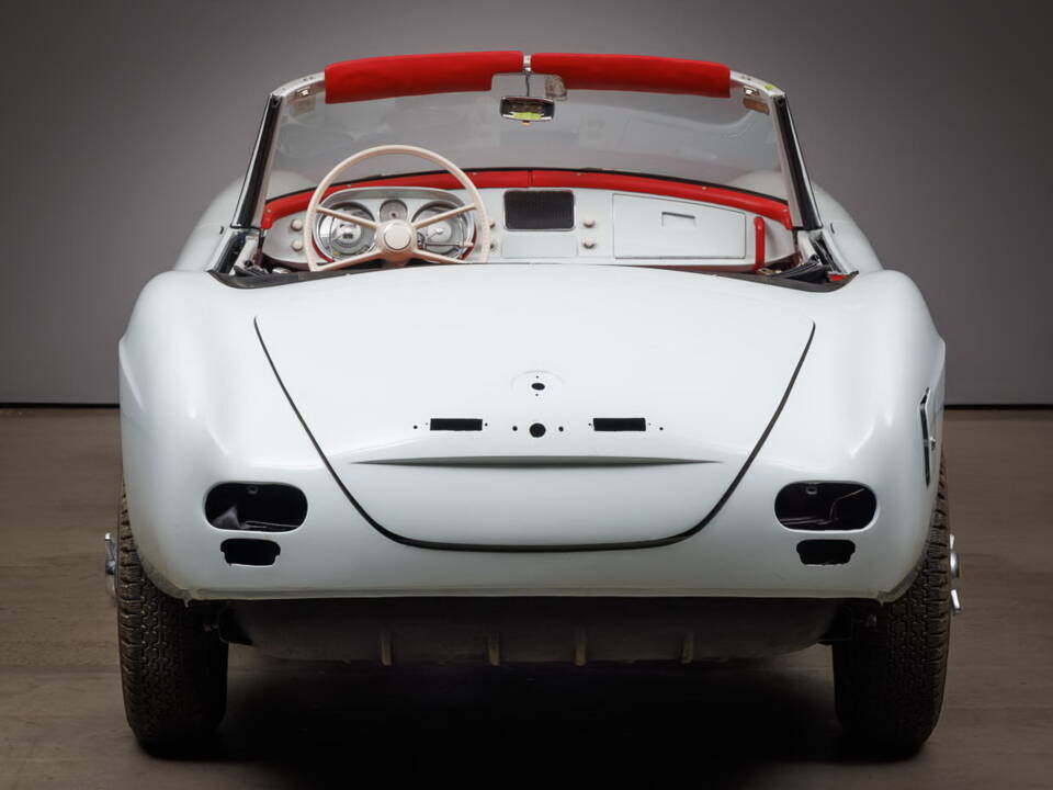 Image 10/50 of BMW 507 (1957)