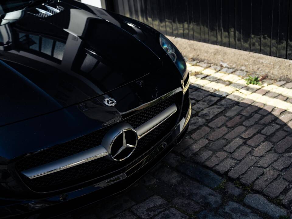 Bild 21/38 von Mercedes-Benz SLS AMG (2011)