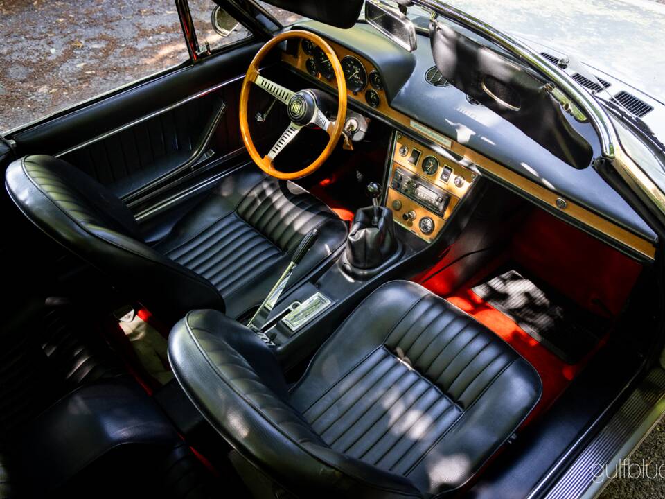 Image 25/67 de FIAT Dino Spider (1968)