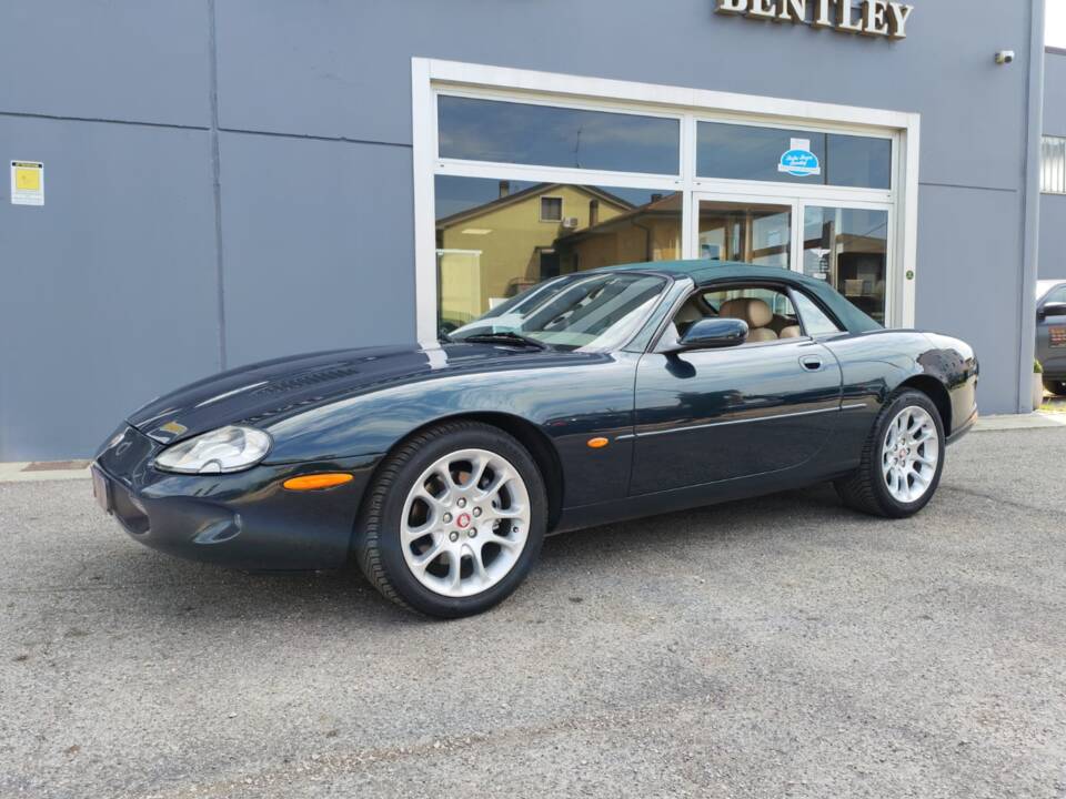 Imagen 5/21 de Jaguar XKR (2001)
