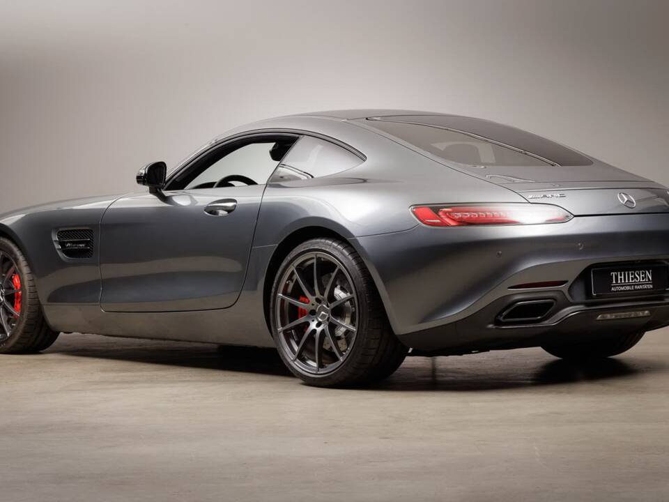 Image 5/29 of Mercedes-AMG GT-S (2015)