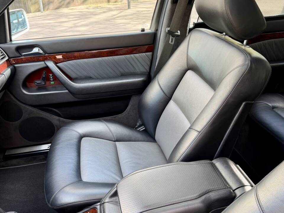 Bild 28/46 von Mercedes-Benz S 600 lang (1996)