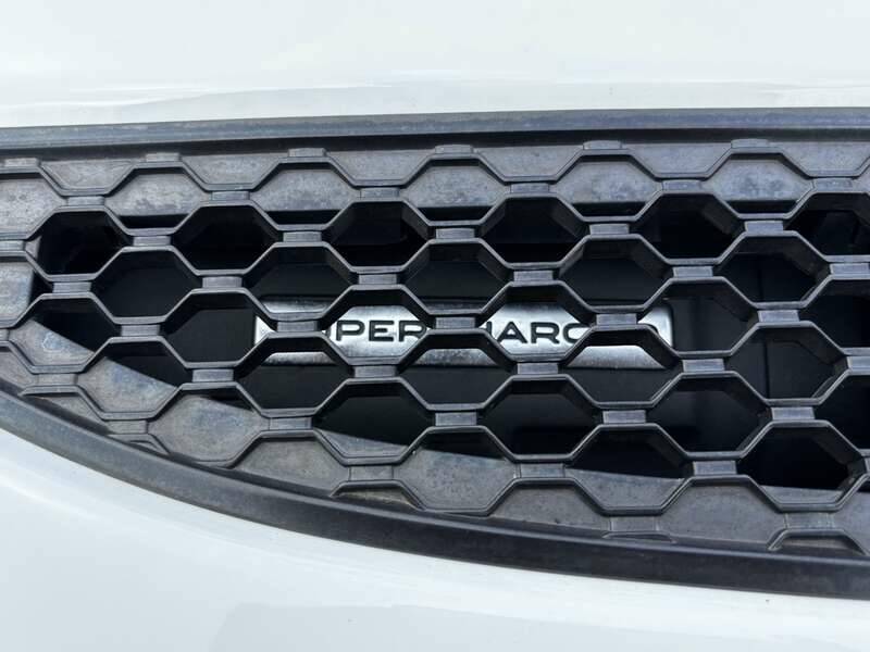 Image 35/50 of Jaguar F-Type (2014)