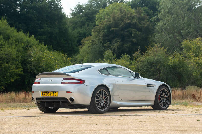 Bild 30/50 von Aston Martin V8 Vantage (2006)