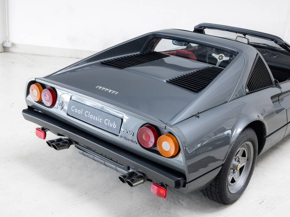 Bild 34/40 von Ferrari 308 GTS Quattrovalvole (1984)