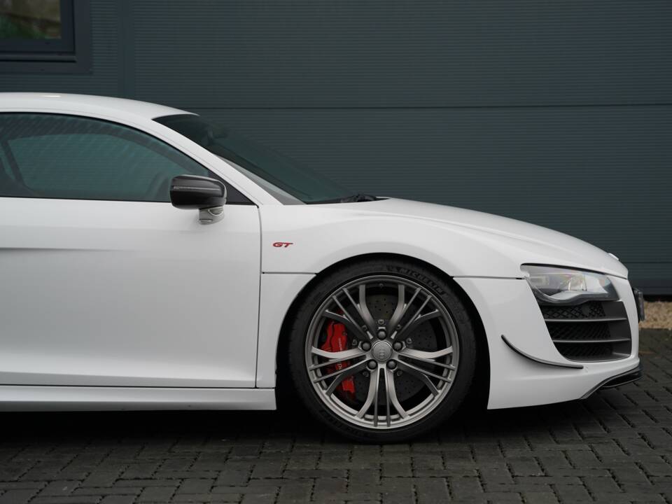 Bild 10/50 von Audi R8 GT (2011)