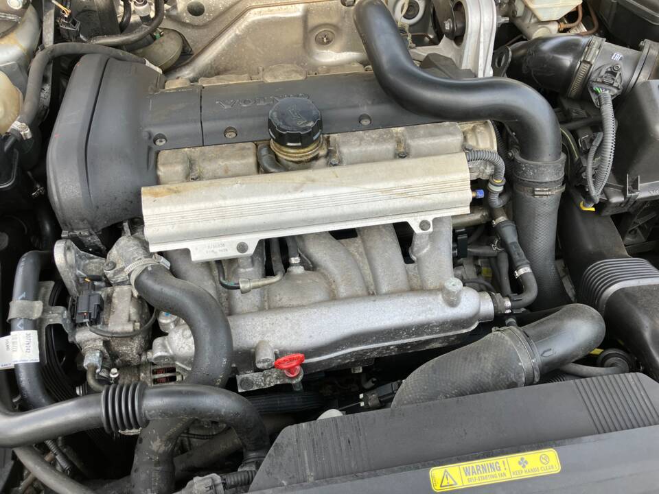 Image 15/16 of Volvo C70 2.4 T (2000)