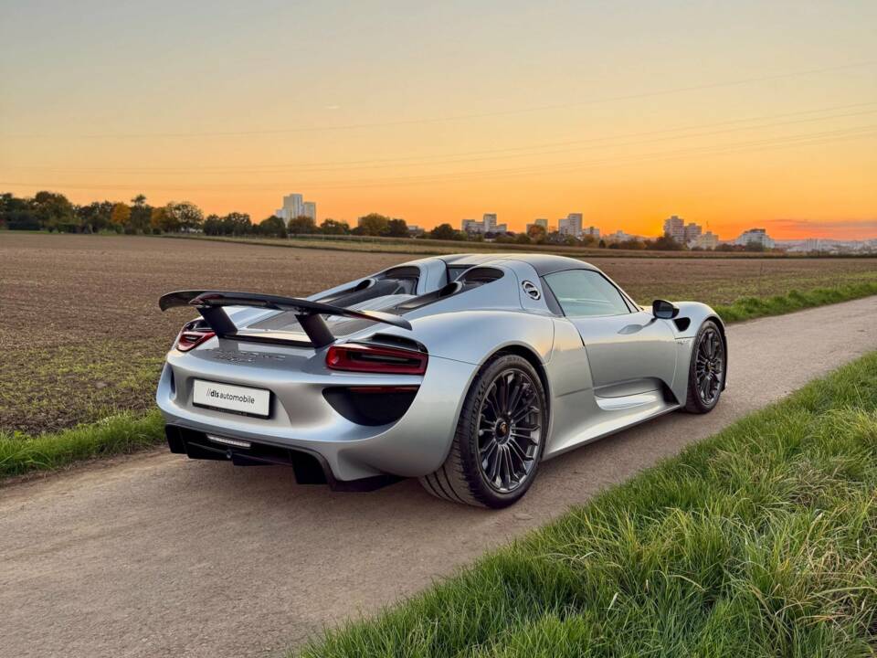 Bild 1/14 von Porsche 918 Spyder (2015)