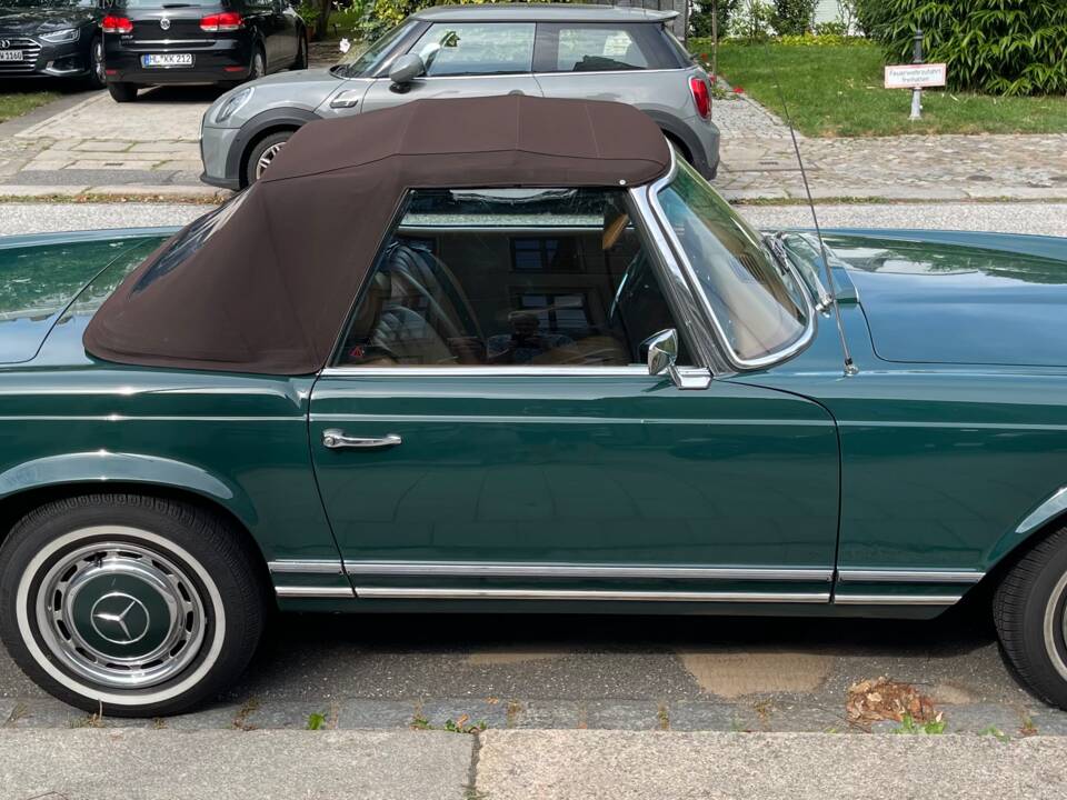 Image 36/69 of Mercedes-Benz 280 SL (1971)