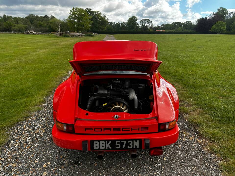 Bild 40/47 von Porsche 911 Carrera 4 (1990)