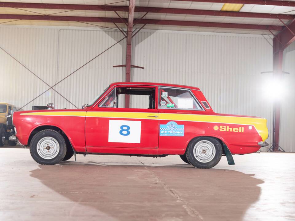 Bild 2/46 von Ford Cortina GT (1966)