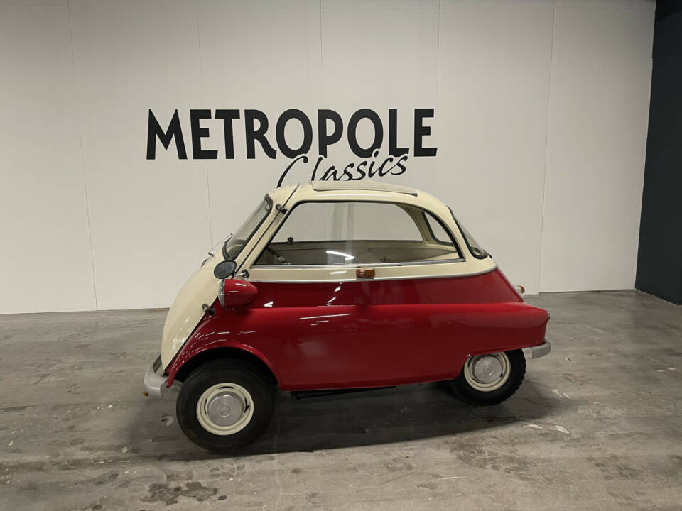 Image 2/14 of BMW Isetta 250 (1955)